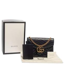 مملوكة مسبقًا محفظة بسلسلة غوتشي مارمونت جي جي جلد مبطن سوداء 