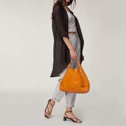 Pre Owned Gucci Orange Pebbled Leather Medium Soho Tote