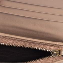 Pre Owned  حافظة بطاقات غوتشي مارمونت GG جلد ماتيلاس وردي