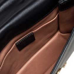 مملوكة مسبقًا Gucci Black Leather Broadway Pearly Bee Shoulder Bag