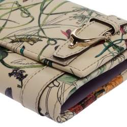 مملوكة مسبقًا محفظة كونتيننتال غوتشي نايس جلد أوف وايت مورد مطبوع