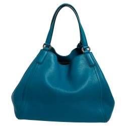 Pre Owned Gucci Blue Pebbled Leather Medium Soho Tote