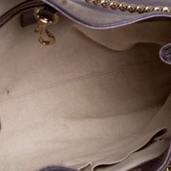 Pre Owned حقيبة يد توتس غوتشي سوهو جلد بنفسجي ميتاليك بسلسلة متوسطة 