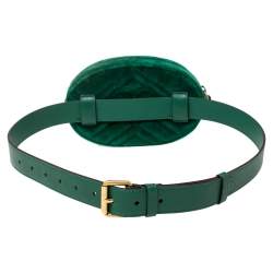 مملوكة مسبقًا حقيبة خصر غوتشي GG مارمونت قطيفة ماتيلاس أخضر