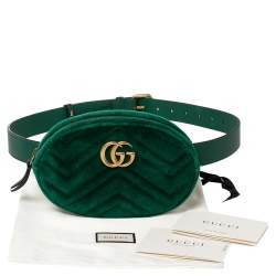 مملوكة مسبقًا حقيبة خصر غوتشي GG مارمونت قطيفة ماتيلاس أخضر