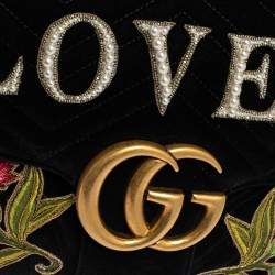 مملوكة مسبقًا Gucci Black Love Embroidered Matelassé Velvet Medium GG Marmont Shoulder Bag