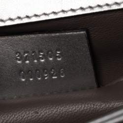 مملوكة مسبقًا حقيبة كلتش غوتشي برودواي جي متشابك مزخرف كريستال جلد فضي