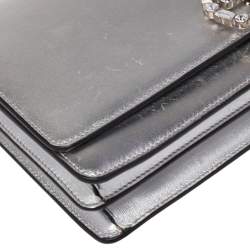 مملوكة مسبقًا حقيبة كلتش غوتشي برودواي جي متشابك مزخرف كريستال جلد فضي