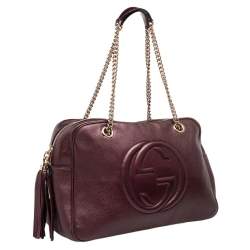 مملوكة مسبقًا حقيبة كتف غوتشي سوهو جلد عنابي ميتاليك كبيرة بسلسلة