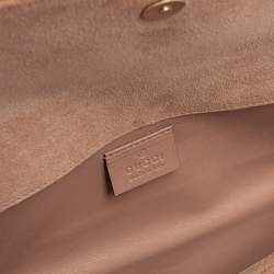 مملوكة مسبقًا Gucci Nude Micro Guccissima Patent Leather Broadway Clutch
