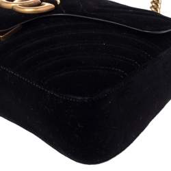 مملوكة مسبقًا حقيبة كتف غوتشي مارمونت جلد ماتيلاس أسود صغيرة 