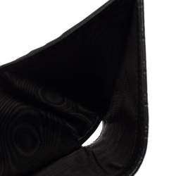 مملوكة مسبقًا محفظة غوتشي جلد ميكروغوتشيسيما أسود ثنائية الطي 