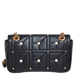 مملوكة مسبقًا حقيبة كتف غوتشي مارمونت  GG جلد ماتيلاس أسود مزين باللؤلؤ 