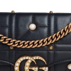 مملوكة مسبقًا حقيبة كتف غوتشي مارمونت  GG جلد ماتيلاس أسود مزين باللؤلؤ 