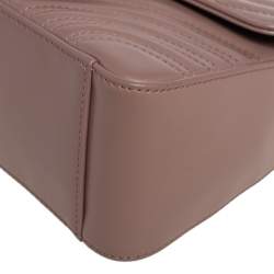 Pre Owned حقيبة غوتشي مارمونت ج لد ماتيلاس بيج مزينة شعار الماركة جي جي يد علوية صغيرة