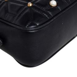 مملوكة مسبقًا Gucci Black Quilted Leather Small Studs and Pearl Embellished GG Marmont Crossbody Bag