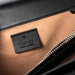 مملوكة مسبقًا حقيبة كتف غوتشي ديونيسوس جلد لامع وقطيفة جي جي سوبريم أسود/ أزرق صغيرة