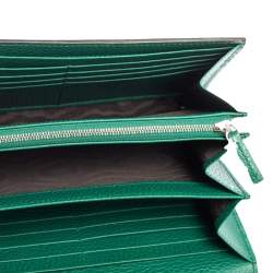 Pre Owned Gucci Green Leather Dionysus Wallet On Chain