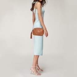 مملوكة مسبقًا حقيبة كروس غوتشي سوهو ديسكو بني فاتح صغيرة 