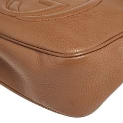 مملوكة مسبقًا حقيبة كروس غوتشي سوهو ديسكو بني فاتح صغيرة 