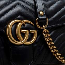 مملوكة مسبقًا حقيبة كتف غوتشي جي جي مارمونت جلد ماتيلاس أسود صغيرة 