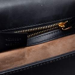 Pre Owned حقيبة كتف غوتشي سيلفي جلد أسود مزينة ويب ذات سلسلة صغيرة