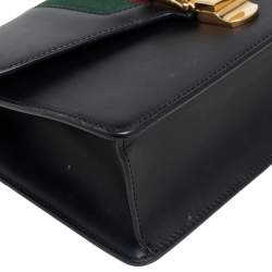 Pre Owned حقيبة كتف غوتشي سيلفي جلد أسود مزينة ويب ذات سلسلة صغيرة