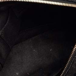 مملوكة مسبقًا حقيبة كروس غوتشي سوهو ديسكو جلد أسود لامع صغيرة 