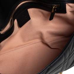 مملوكة مسبقًا Gucci Black Matelassé Leather Small GG Marmont Shoulder Bag