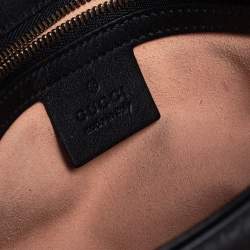 مملوكة مسبقًا Gucci Black Matelassé Leather Small GG Marmont Shoulder Bag