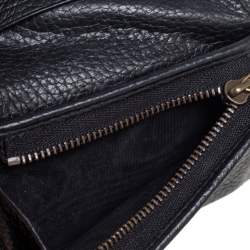 مملوكة مسبقًا Gucci Black Leather Blind For Love Bee Accent Bifold Wallet