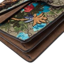 Pre Owned حقيبة كتف غوتشي كانفاس سوبريم جي جي بلومز أزرق/بيج بيج مطرز طيور/ورود مزين ديونسوس صغيرة