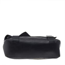 Pre Owned Gucci Black Signature Leather Flap Messenger Bag