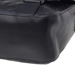 Pre Owned Gucci Black Signature Leather Flap Messenger Bag