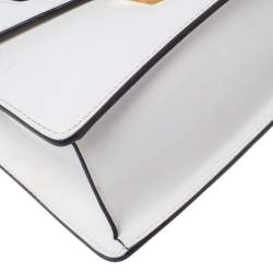 مملوكة مسبقًا حقيبة غوتشي "سيلفي" جلد كريمي يد علوية سلسلة ويب صغيرة