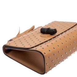 مملوكة مسبقًا حقيبة كتف غوتشي ميس بامبو جلد بيج مرصع