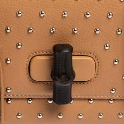 مملوكة مسبقًا حقيبة كتف غوتشي ميس بامبو جلد بيج مرصع