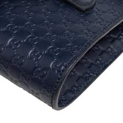 Pre Owned Gucci Navy Blue Microguccissima Leather Mini Emily Chain Shoulder Bag