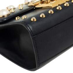 Pre Owned حقيبة كتف غوتشي قفل مرصع لؤلؤ صغيرة جلد أسود