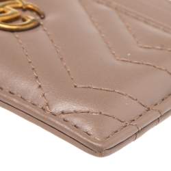 مملوكة مسبقًا حافظة بطاقات غوتشي مارمونت جلد ماتيلاس بيج مزينة جي جي 