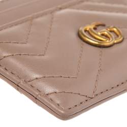 مملوكة مسبقًا حافظة بطاقات غوتشي مارمونت جلد ماتيلاس بيج مزينة جي جي 