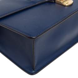 مملوكة مسبقًا Gucci Blue Leather Small Web Chain Sylvie Shoulder Bag