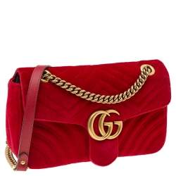 Pre Owned حقيبة كتف غوتشي مارمونت جي جي صغيرة قطيفة مبطن أحمر