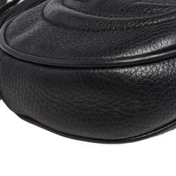 مملوكة مسبقًا حقيبة كروس غوتشي سوهو ديسكو جلد أسود بسلسلة