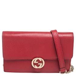 Pre Owned محفظة غوتشي جي متشابكة جلد حمراء بسلسلة 