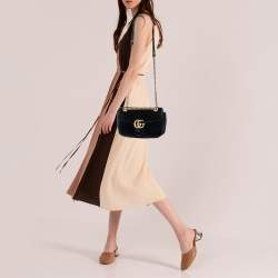 Pre Owned Gucci Black Matelassé Velvet Small GG Marmont Shoulder Bag