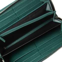 مملوكة مسبقًا محفظة غوتشي سحاب محيط زوهو جلد أخضر