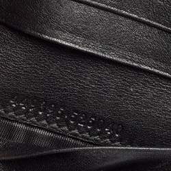 Pre Owned Gucci Black Microguccissima Leather Compact Wallet