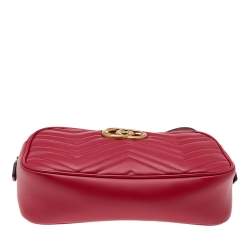 Pre Owned Gucci Red Matelassé Leather Small GG Marmont Crossbody Bag