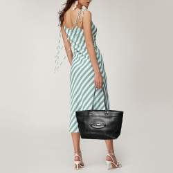 Pre Owned حقيبة يد توتس غوتشي بونش جلد غوتشيسيما أسود متوسطة